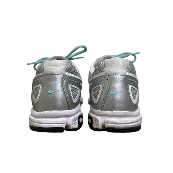 Nike Women’s 10.5 Running Shoe - Picture 10 of 12